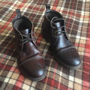 Clarks lace up mid boot